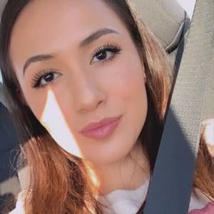 Meet your Posher, Daniela